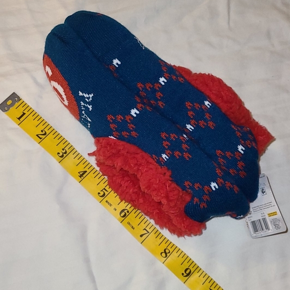 2 pr of Harry Potter Platform 9 3/4 Sherpa Slipper Socks bundle - Picture 5 of 7